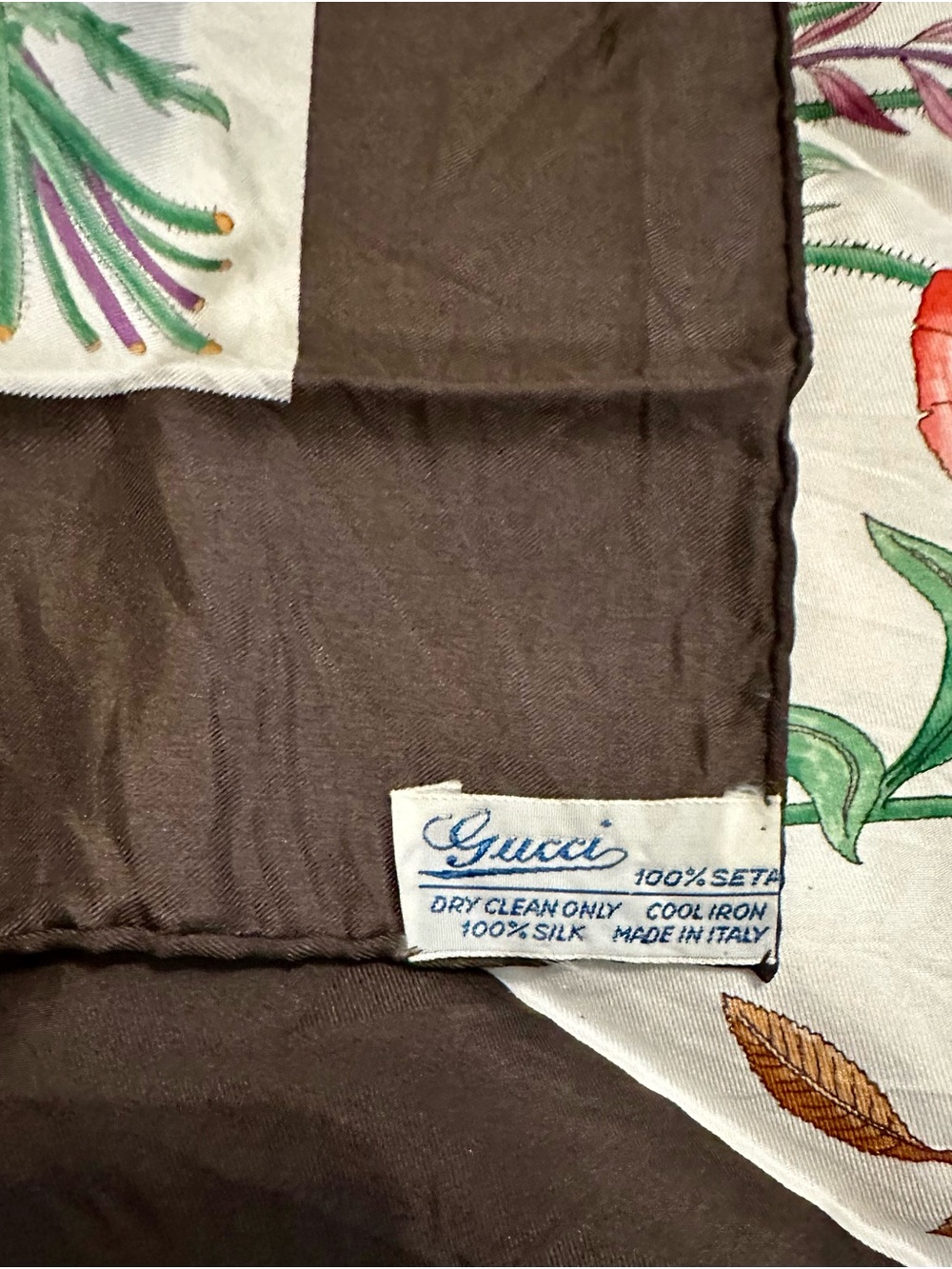 Authentic Vintage Gucci Brown and Multicolor Floral Silk Scarf - Picture 4 of 4